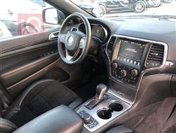 جیپ گراند شیرۆکی